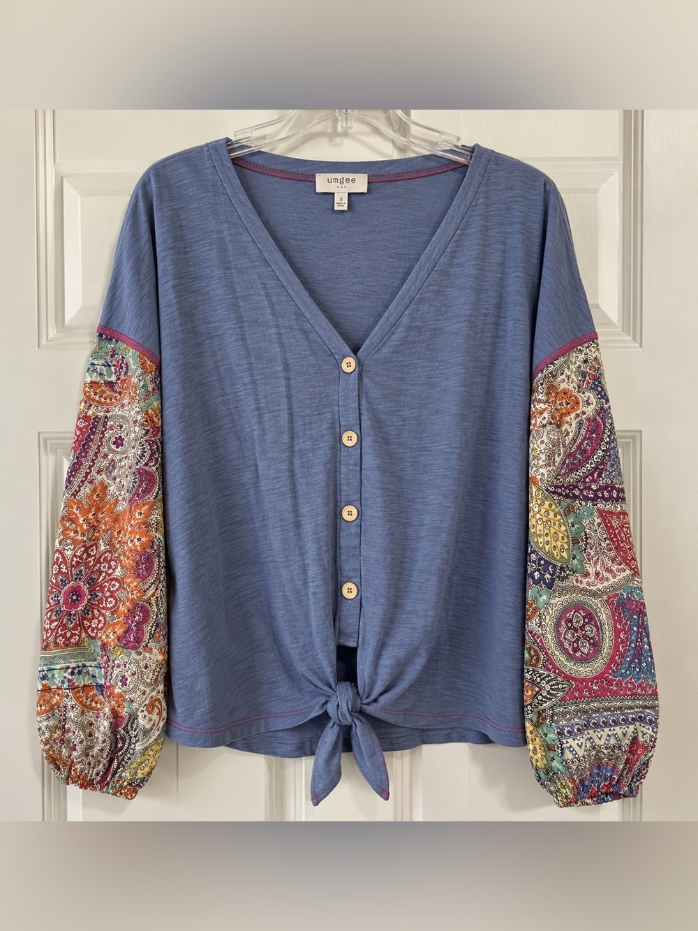 Denim Blue Paisley Button Up Tie Sleeve Contrast Top Umgee EUC L #1167